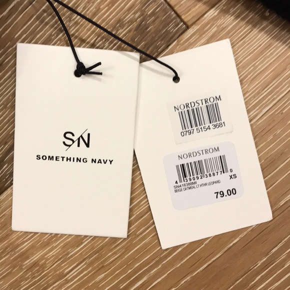 NWT Sz Small Something Navy Leopard Sweater - Picture 4 of 4